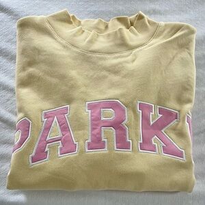 NEW - PARKE Summerland Heritage Varsity Mockneck, Peel + Conch, Size L/XL